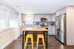 Forest Avenue Flat (2nd Floor Apt): 2BR with Private Baths | 30+ Day Stays - Image 3