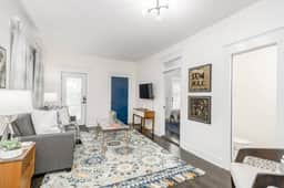 Sewille House · 5BR/5BA · Private Bath Every Room, Hyde Park KC | Sleeps 16 - Image 5