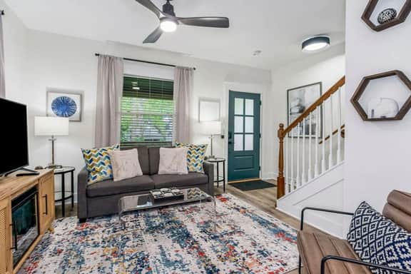 Chase House on Forest · 2BR with Private Baths | 30+ Day Stays - Image 3