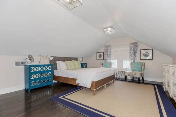 Forest Avenue Flat (2nd Floor Apt): 2BR with Private Baths | 30+ Day Stays - Image 5